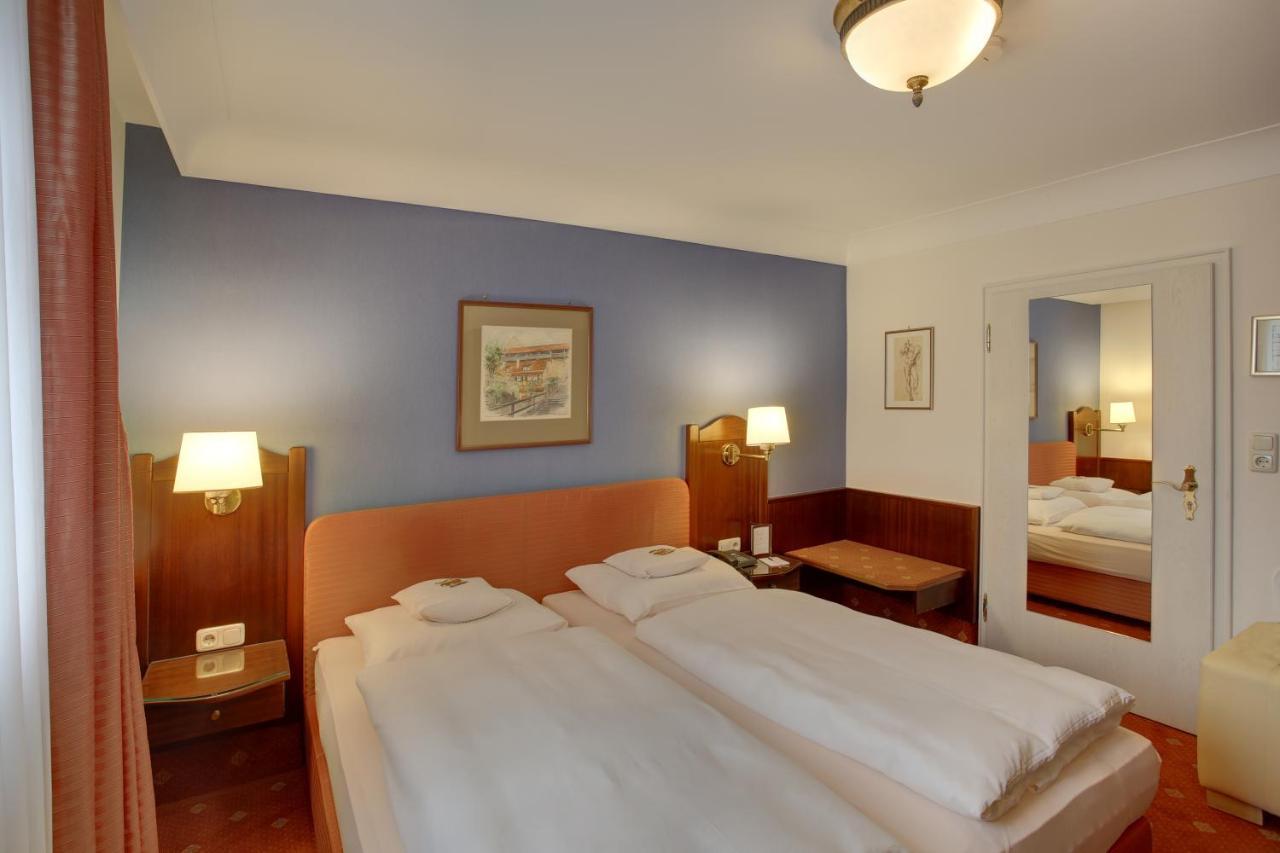 Hotel Brauereigasthof Landwehr-Braeu Reichelshofen Екстер'єр фото