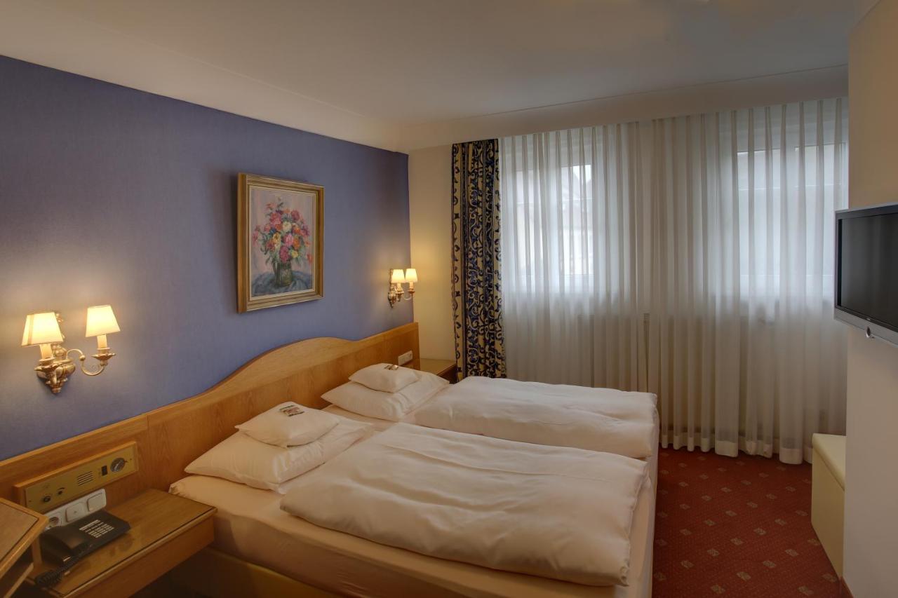Hotel Brauereigasthof Landwehr-Braeu Reichelshofen Екстер'єр фото