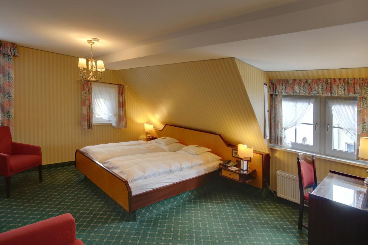 Hotel Brauereigasthof Landwehr-Braeu Reichelshofen Екстер'єр фото