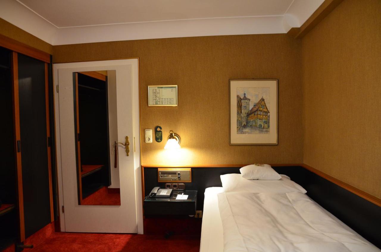 Hotel Brauereigasthof Landwehr-Braeu Reichelshofen Екстер'єр фото