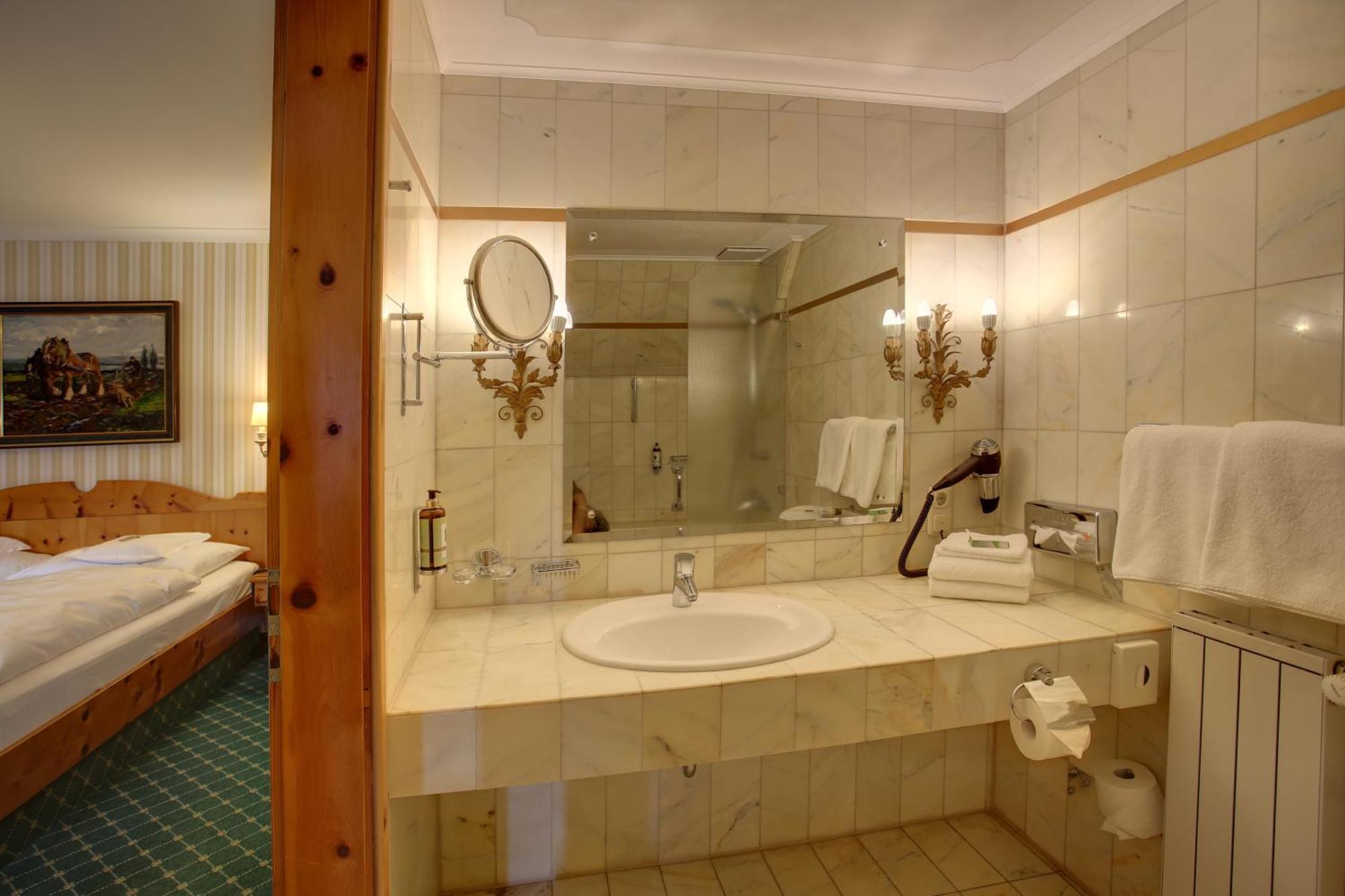 Hotel Brauereigasthof Landwehr-Braeu Reichelshofen Номер фото