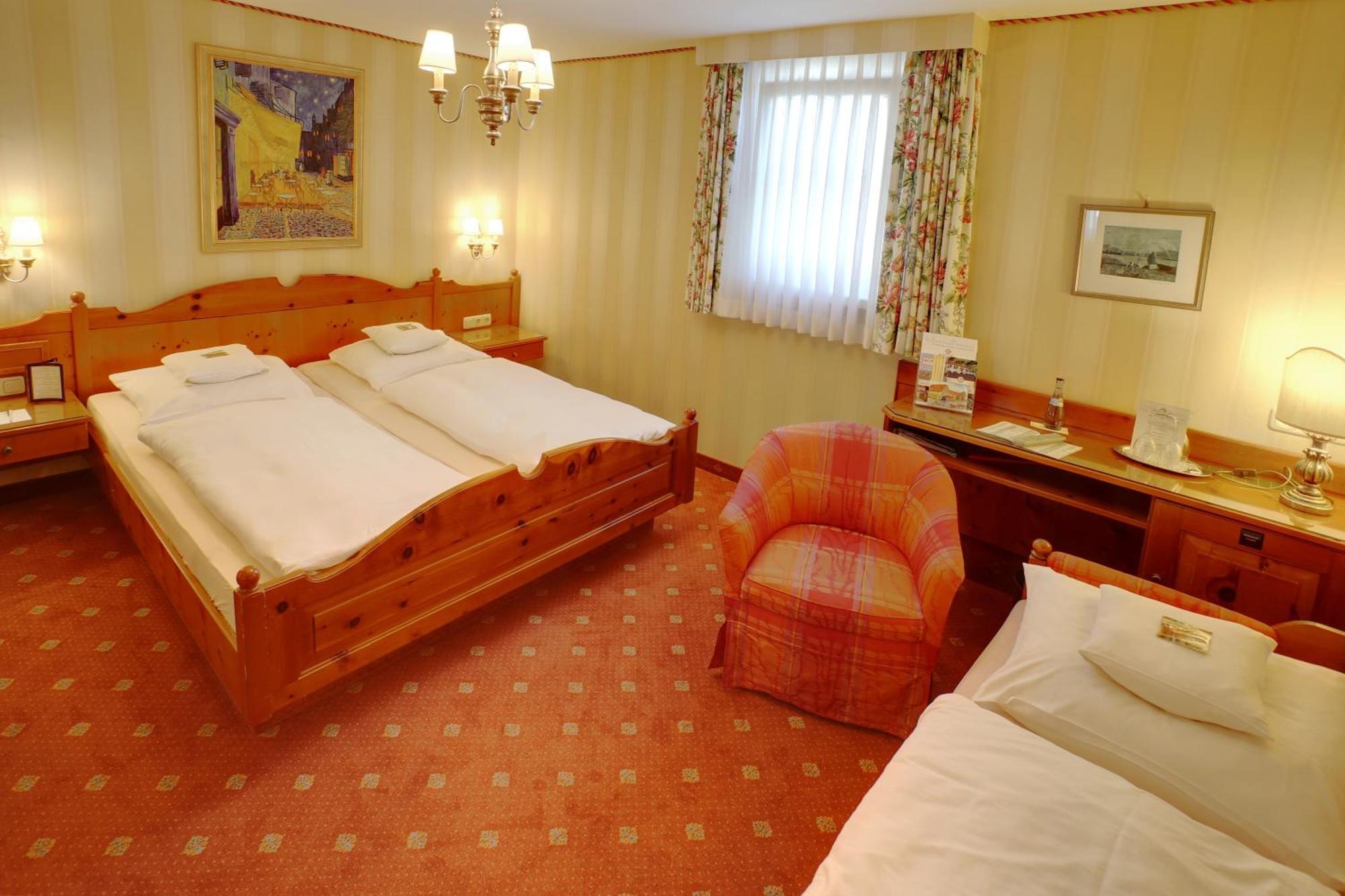 Hotel Brauereigasthof Landwehr-Braeu Reichelshofen Номер фото