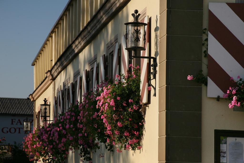 Hotel Brauereigasthof Landwehr-Brau Reichelshofen Екстер'єр фото