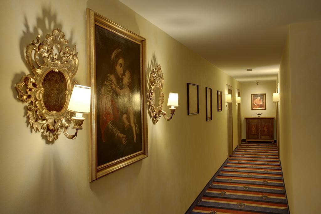 Hotel Brauereigasthof Landwehr-Braeu Reichelshofen Екстер'єр фото