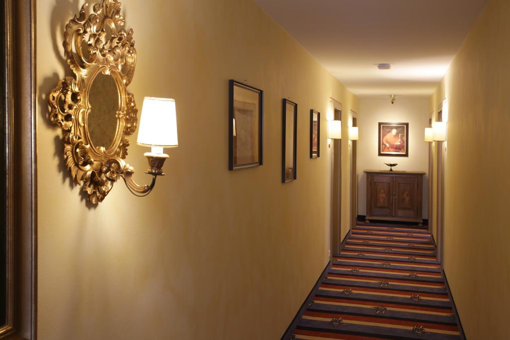 Hotel Brauereigasthof Landwehr-Braeu Reichelshofen Екстер'єр фото
